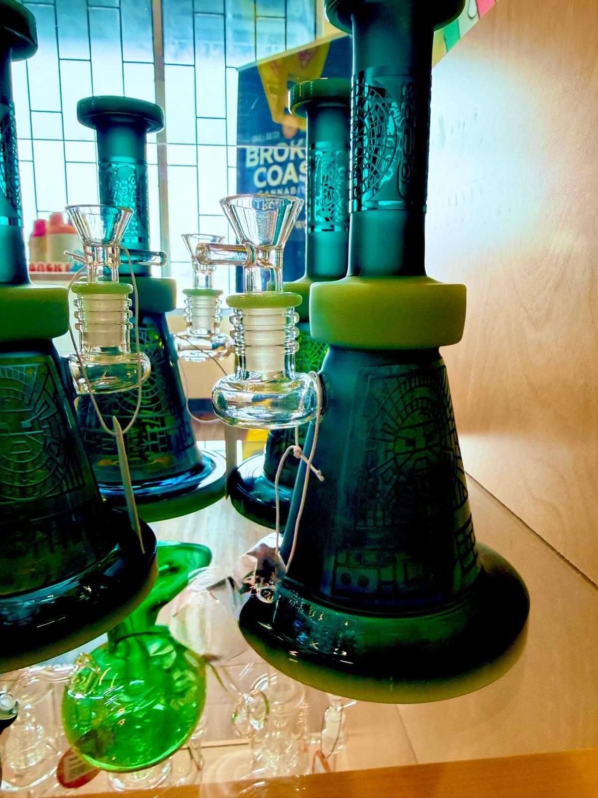 KR399 7IN BONG by Unknown - Accessories