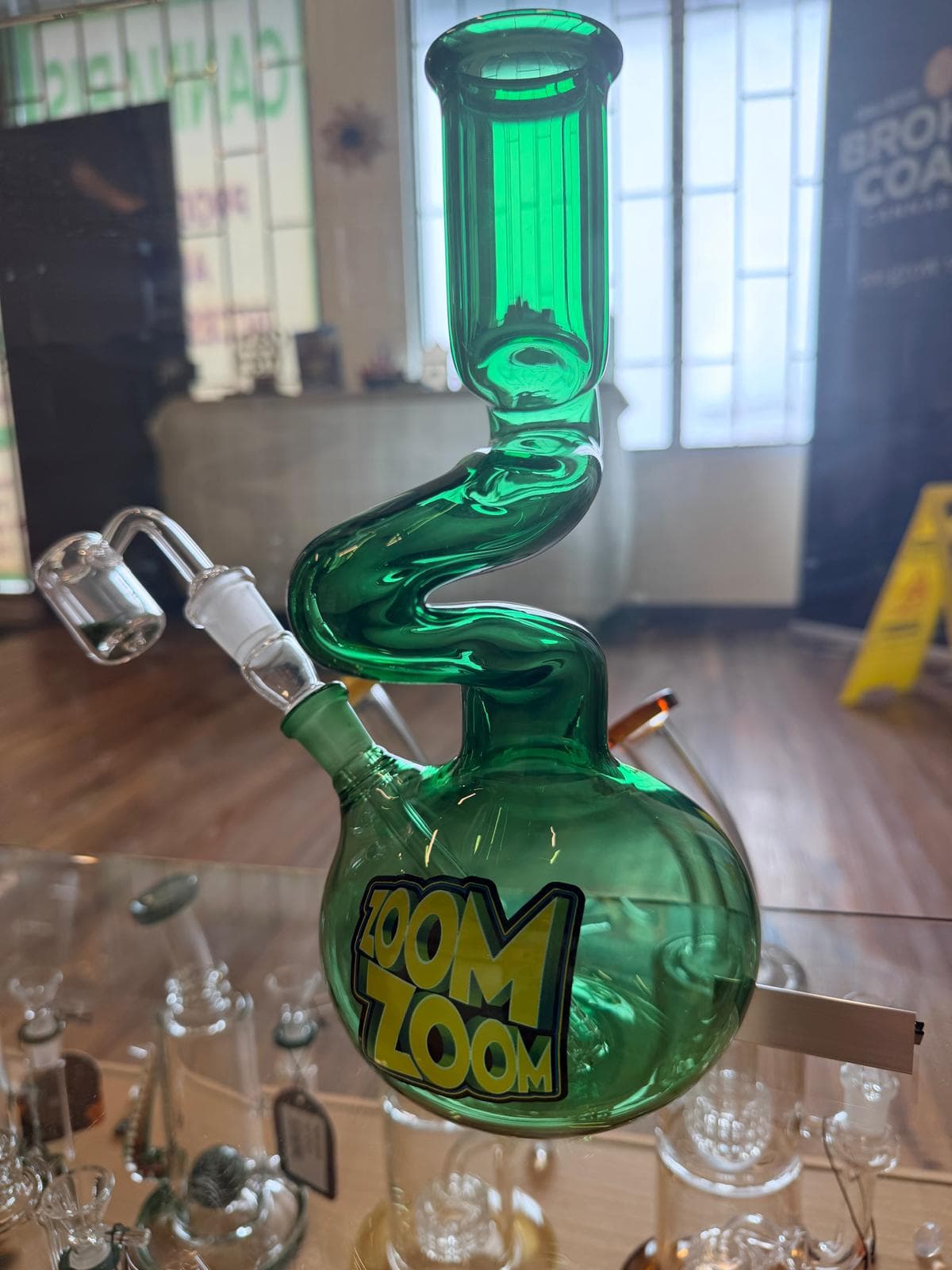 Medium bong zoom by Unknown - Accessories