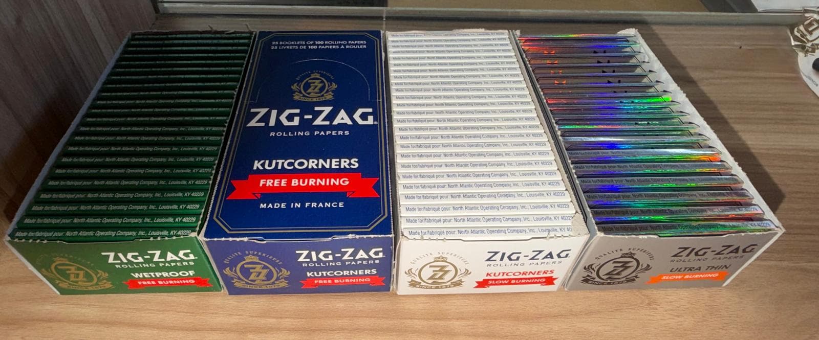 ZIG ZIG PAPER by Unknown - Accessories